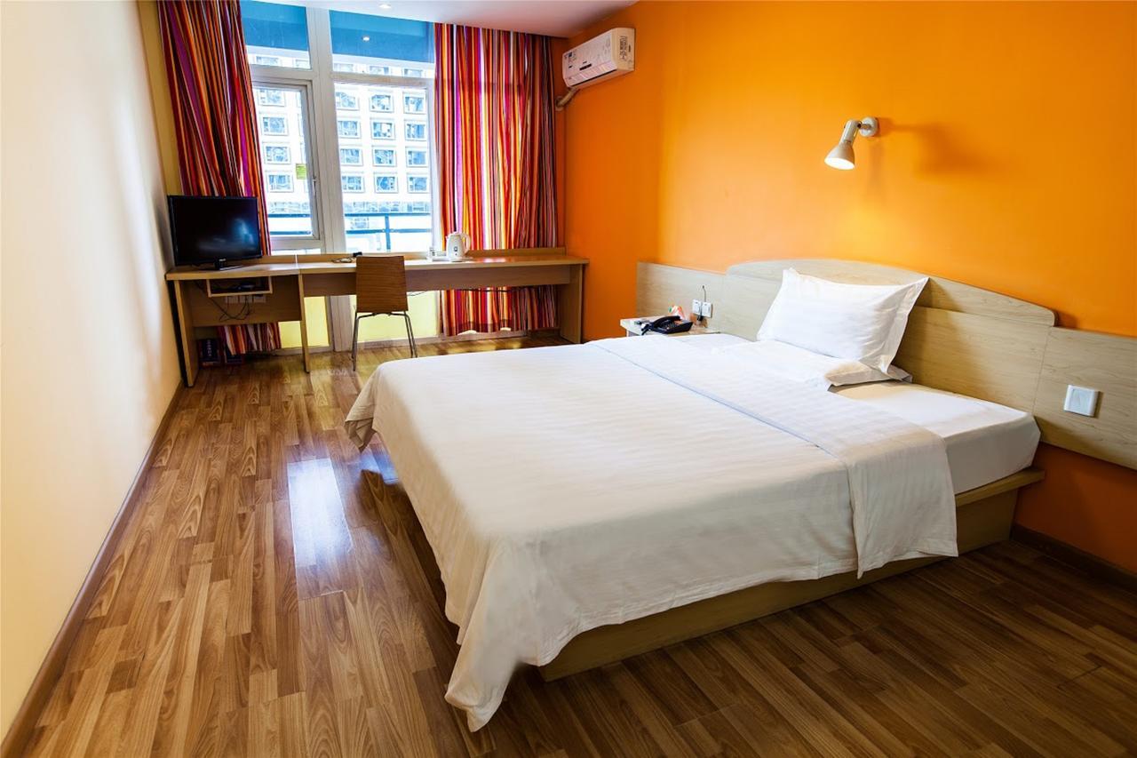 7Days Inn Yunfu Luoding Central Dış mekan fotoğraf