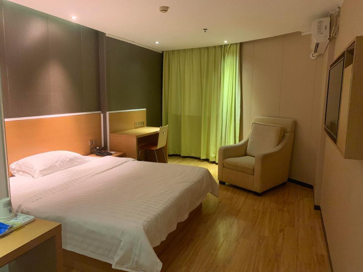 7Days Inn Yunfu Luoding Central Dış mekan fotoğraf